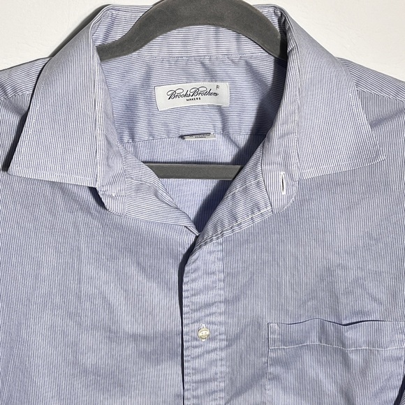 Brooks Brothers Light Blue Casual Button Down Shirt - Picture 2 of 10